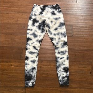 Stylish Tie-Dye Leggings